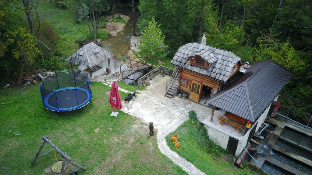 Отель Etno Kuce Miljevic Sipovo Экстерьер фото